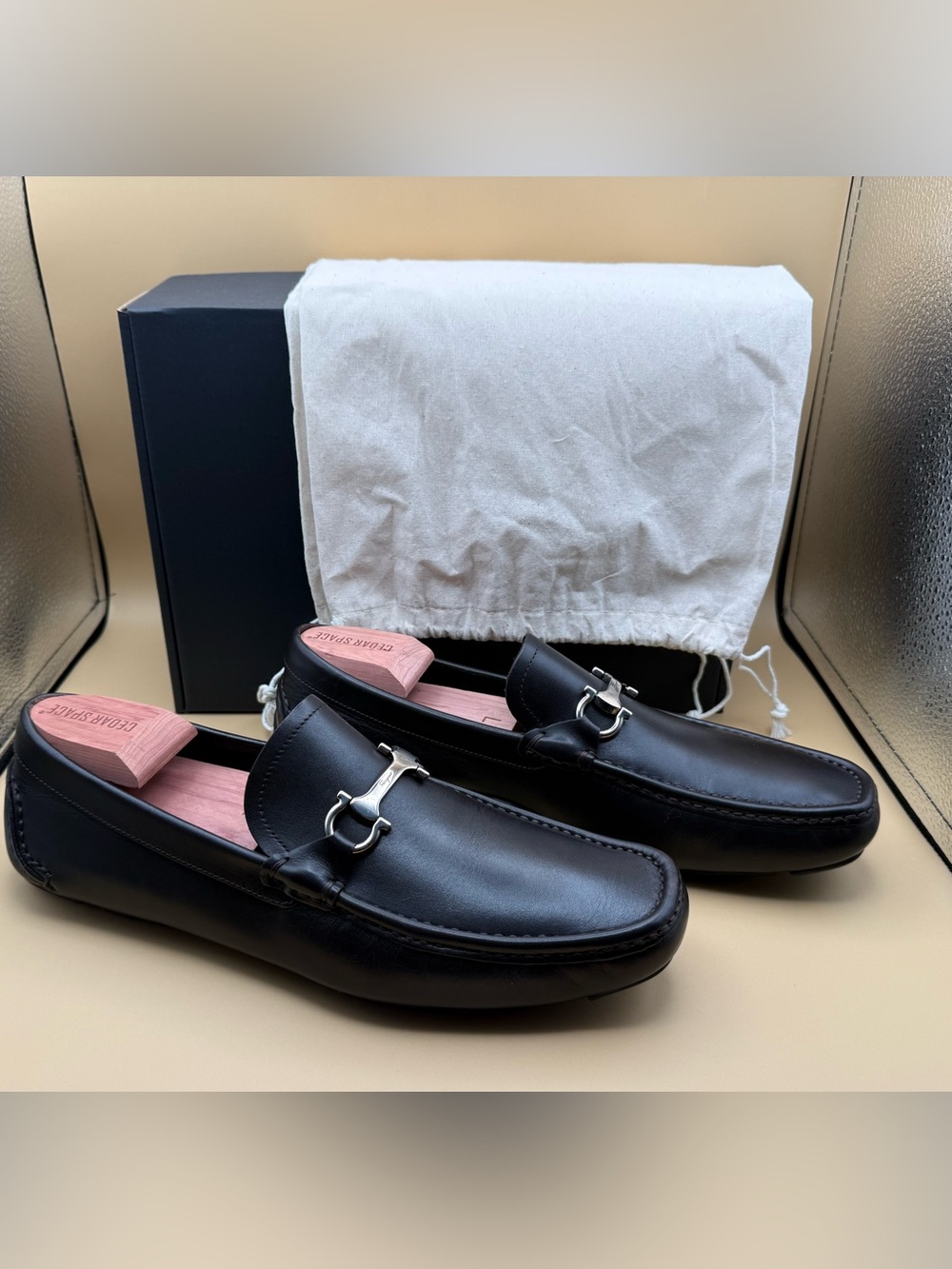 Ferragamo Silver Gancini Leather Driver Loafers Size 9.5D